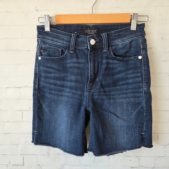 Judy Blue Pants - Judy Blue Dark Wash Denim Shorts Size S Stretch Raw Hem Cut Off 5.5" Inch Inseam